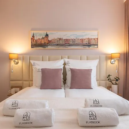 Flatbook - Seaside Albatross Tower * Gdańsk