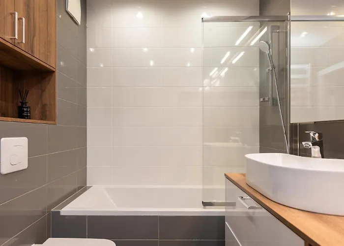 Flatbook - Seaside Albatross Tower Gdańsk